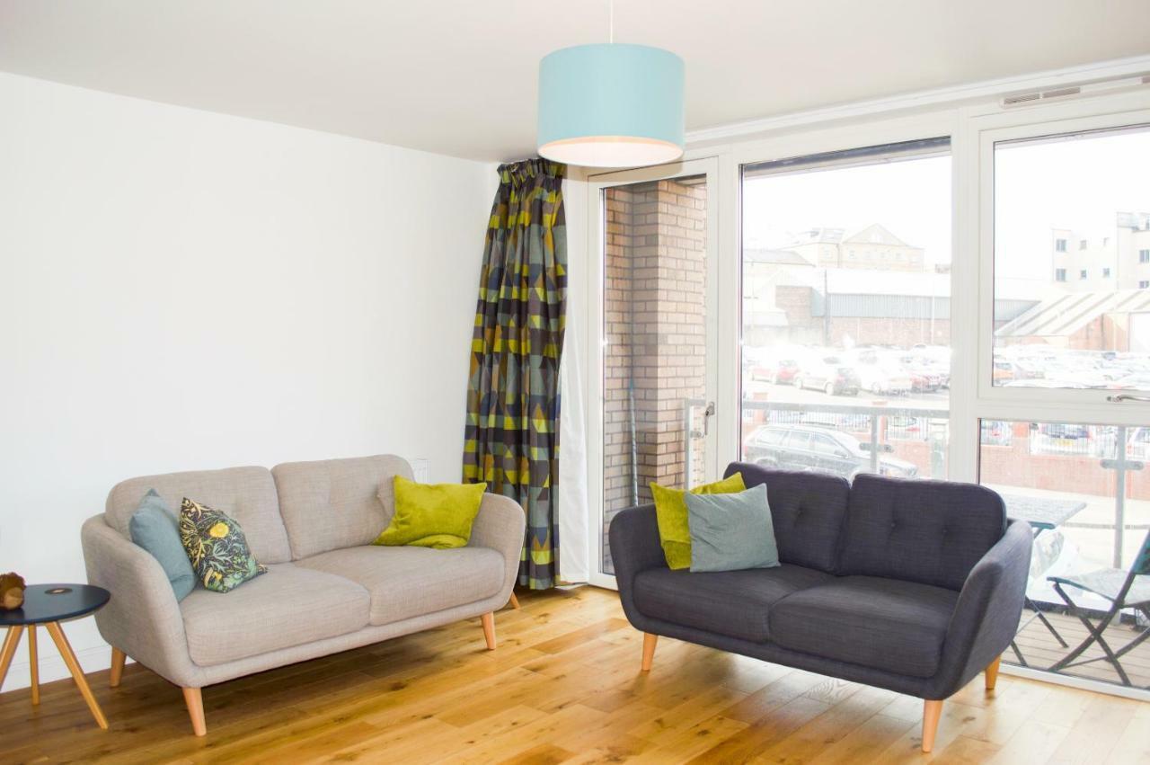 Modern Home By Leith Walk Edinburg Exteriör bild
